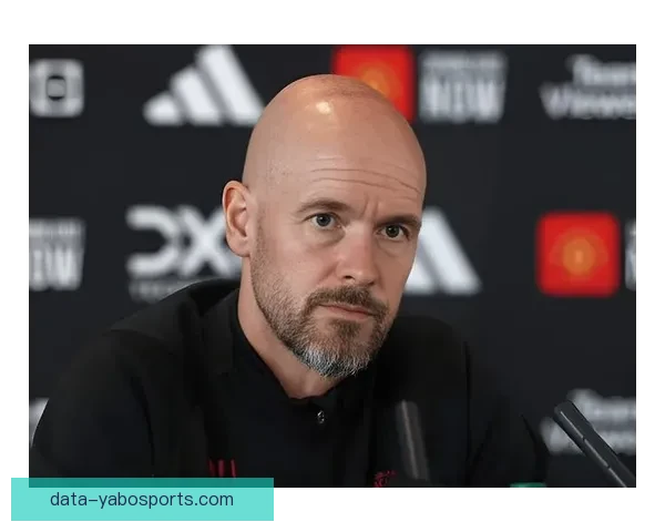 曼联滕哈格下课赔率持续升温更衣室支持度调查结果引发危机讨论